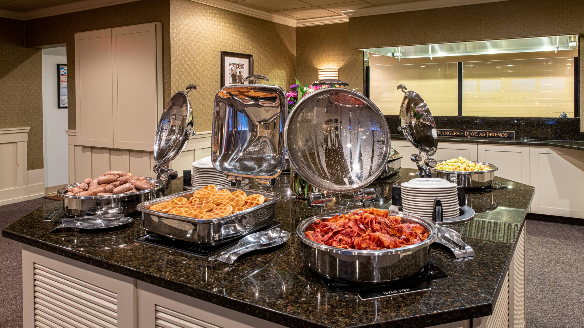 How to Set Up a Breakfast Buffet